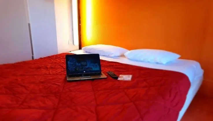 Standard Oda, Birden Çok Yatak (1 Double and 1 Single bed)