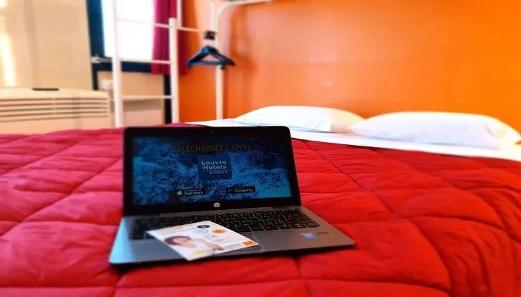 Standard Oda, Birden Çok Yatak (1 Double and 1 Single bed)