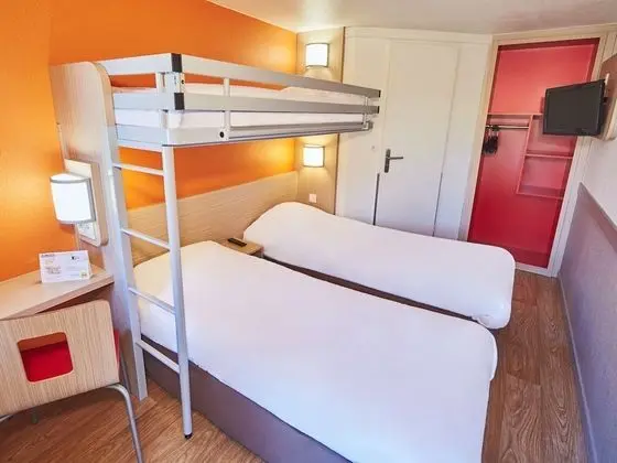 Standard Oda, 3 Tek Kişilik Yatak