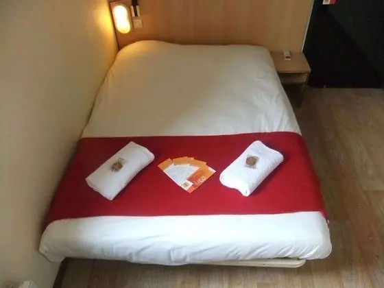 Standard Oda, 1 Çift Kişilik Yatak
