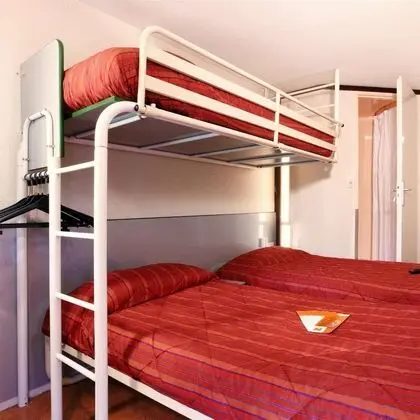 Standard Oda, 3 Tek Kişilik Yatak