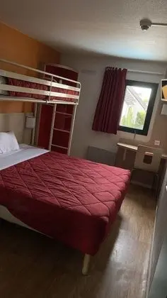 Standard Oda, Birden Çok Yatak (1 Double and 1 Single bed)