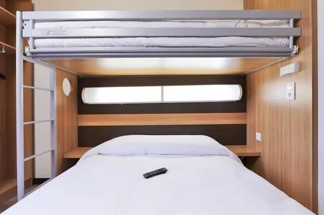 Standard Oda, 1 Çift Kişilik Yatak