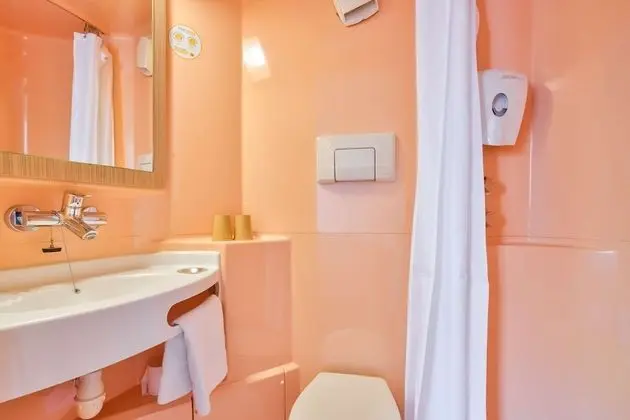 Standard Oda, 3 Tek Kişilik Yatak