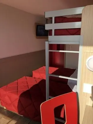Standard Oda, Birden Çok Yatak (1 Double and 1 Single bed)