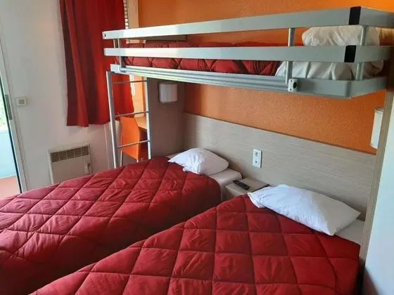 Standard Oda, 3 Tek Kişilik Yatak