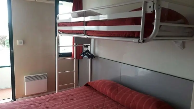 Standard Oda, Birden Çok Yatak (1 Double and 1 Single bed)