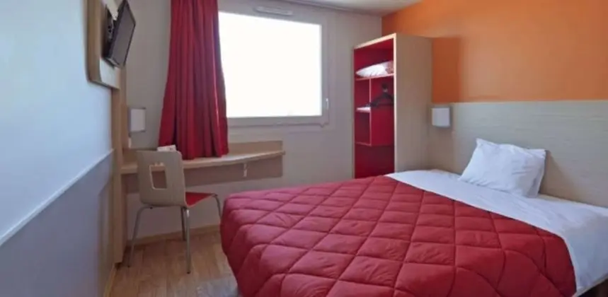Standard Oda, 1 Çift Kişilik Yatak