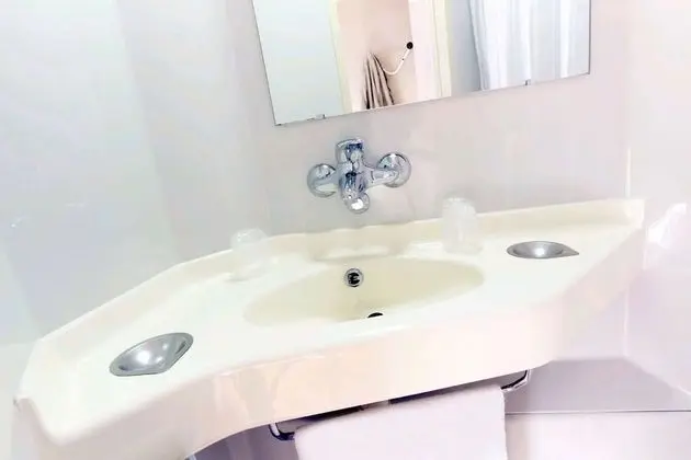Standard Oda, Birden Çok Yatak (1 Double and 1 Single bed)