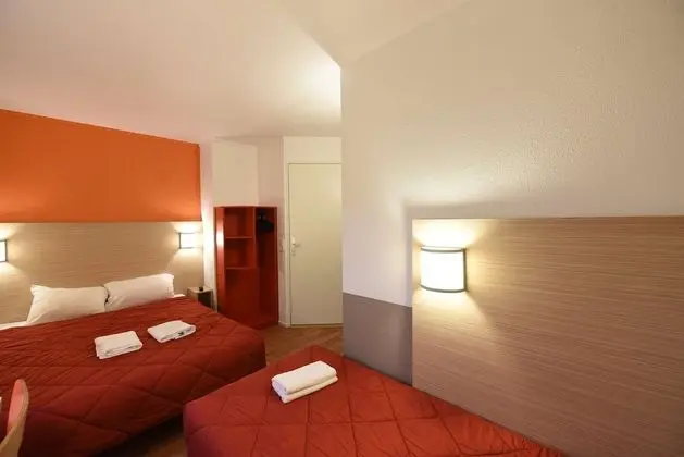 Standard Oda, Birden Çok Yatak (1 Double and 1 Single bed)