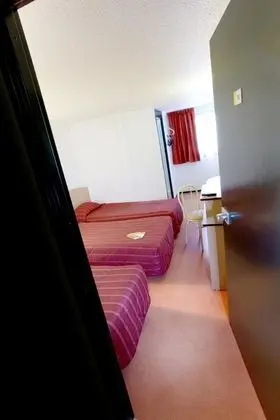 Standard Oda, 3 Tek Kişilik Yatak