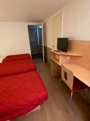 Standard Oda, 3 Tek Kişilik Yatak