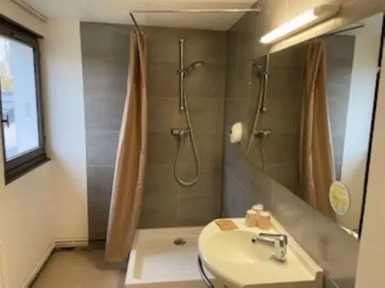 Standard Oda, 3 Tek Kişilik Yatak