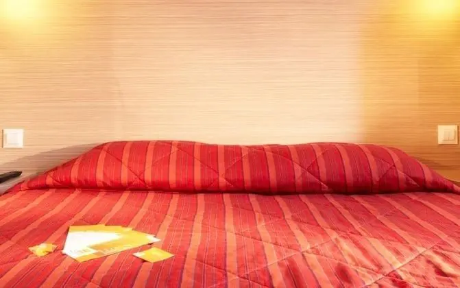 Standard Oda, Birden Çok Yatak (1 Double and 1 Single bed)