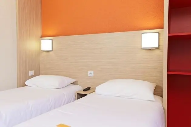 Standard Oda, 1 Çift Kişilik Yatak