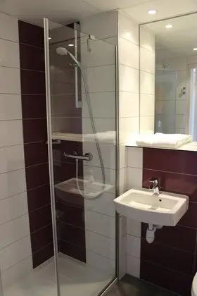 Standard Oda, 1 Çift Kişilik Yatak