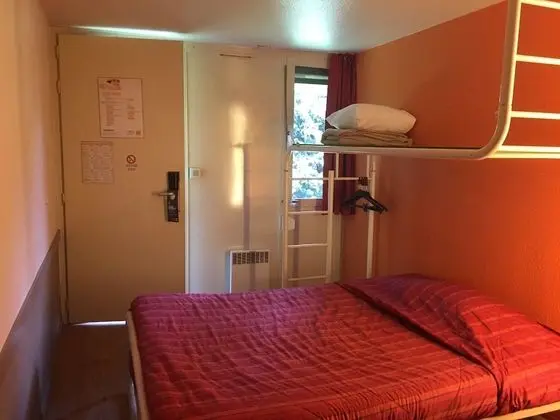 Standard Oda, 1 Çift Kişilik Yatak