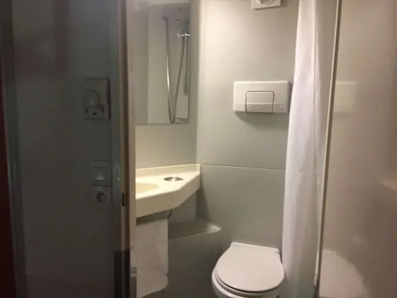 Standard Oda, 1 Çift Kişilik Yatak