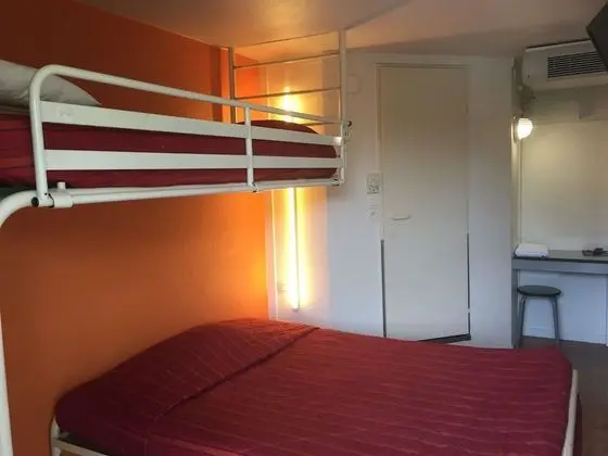 Standard Oda, 3 Tek Kişilik Yatak