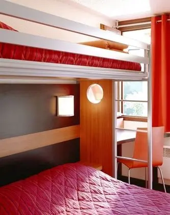 Standard Oda, Birden Çok Yatak (1 Double and 1 Single bed)