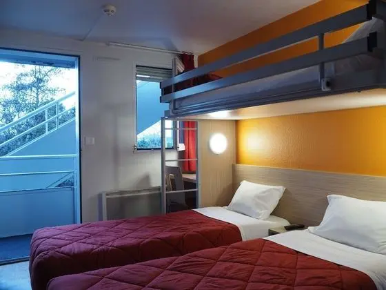 Standard Oda, 3 Tek Kişilik Yatak