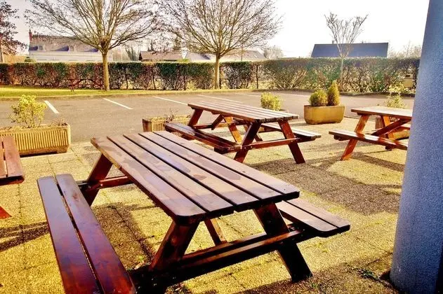 Standard Oda, Birden Çok Yatak (1 Double and 1 Single bed)