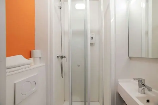 Standard Oda, 1 Çift Kişilik Yatak