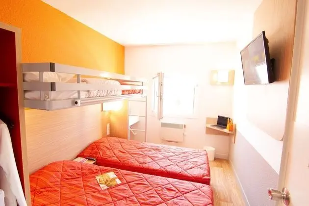 Standard Oda, 3 Tek Kişilik Yatak (Shared Bathroom)