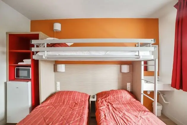 Standard Oda, 3 Tek Kişilik Yatak (Shared Bathroom)