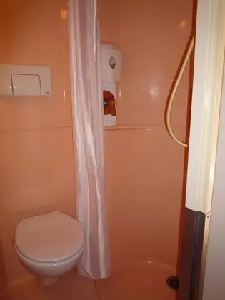 Standard Oda, 3 Tek Kişilik Yatak