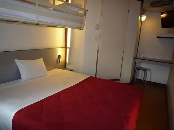 Standard Oda, Birden Çok Yatak (1 Double and 1 Single bed)