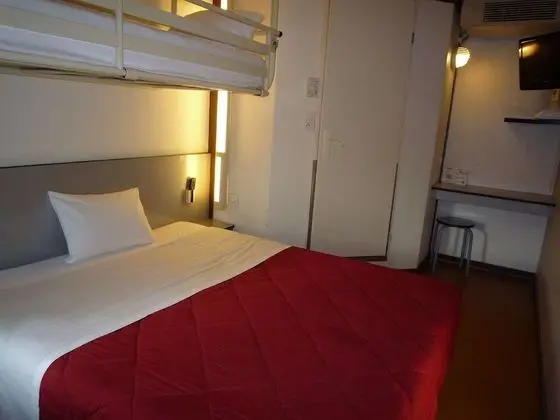 Standard Oda, Birden Çok Yatak (1 Double and 1 Single bed)