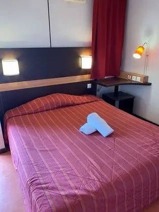 Standard Oda, 1 Çift Kişilik Yatak