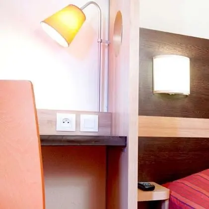 Standard Oda, Birden Çok Yatak (1 Double and 1 Single bed)