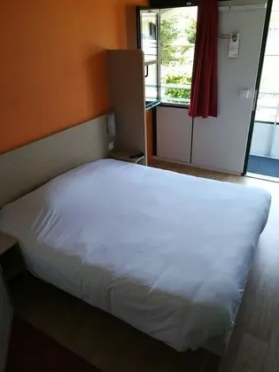 Standard Oda, 1 Çift Kişilik Yatak