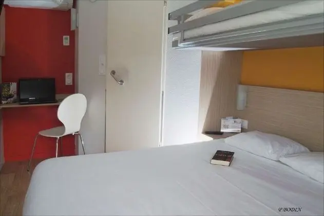 Standard Oda, Birden Çok Yatak (1 Double and 1 Single bed)