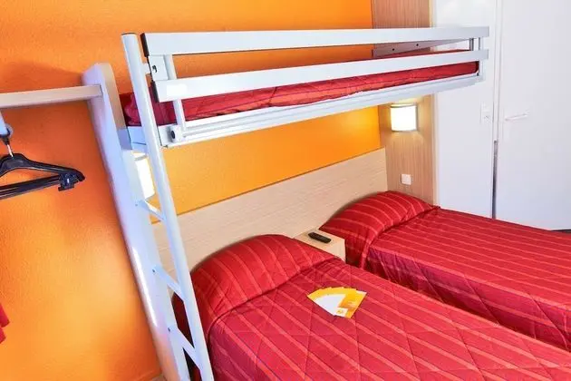 Standard Oda, 3 Tek Kişilik Yatak