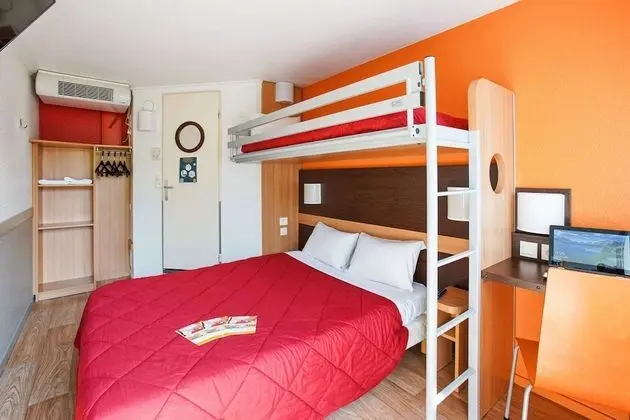 Standard Oda, 1 Çift Kişilik Yatak (1 Double and 1 Single bed)