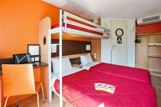 Standard Oda, 3 Tek Kişilik Yatak