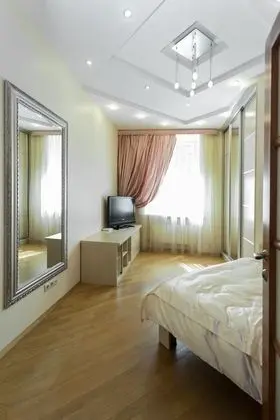 Premium Apart Daire, 2 Yatak Odası (Nezavisimosti 12)
