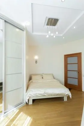Premium Apart Daire, 2 Yatak Odası (Nezavisimosti 12)