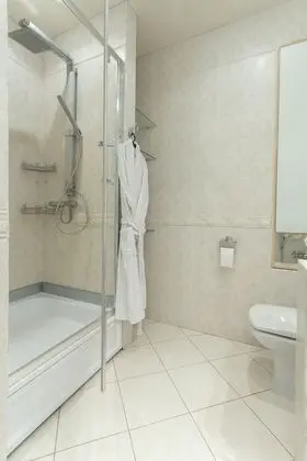 Premium Apart Daire, 2 Yatak Odası (Nezavisimosti 13)