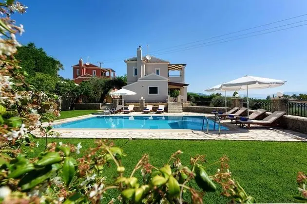 Villa, 4 Yatak Odası, Balkon