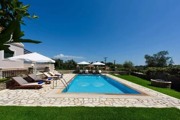 Villa, 4 Yatak Odası, Balkon