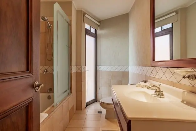 Bougainvillea 2306 - Luxury Apartment
