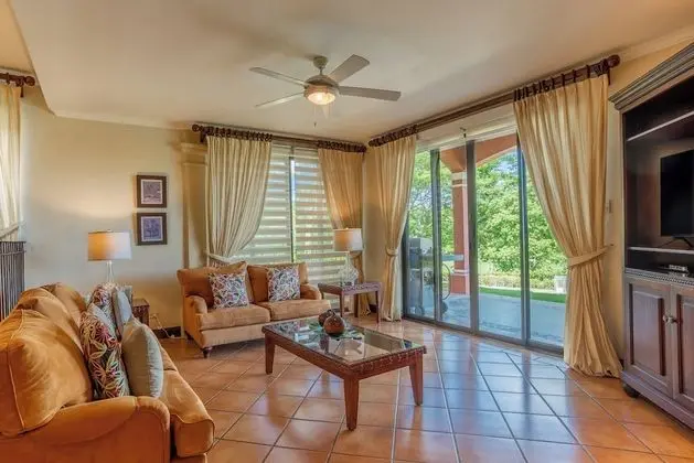 Bougainvillea 5102 - Luxury Apartment