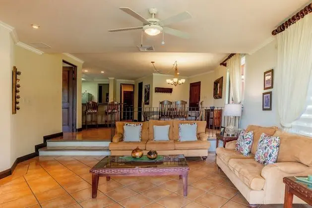 Bougainvillea 5102 - Luxury Apartment
