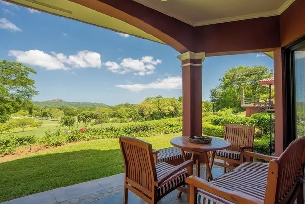 Bougainvillea 5102 - Luxury Apartment