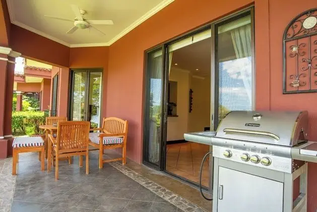 Bougainvillea 5102 - Luxury Apartment