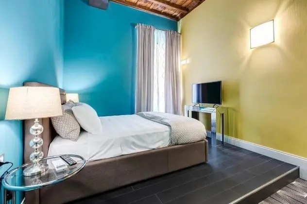 Comfort Tek Büyük veya İki Ayrı Yataklı Oda